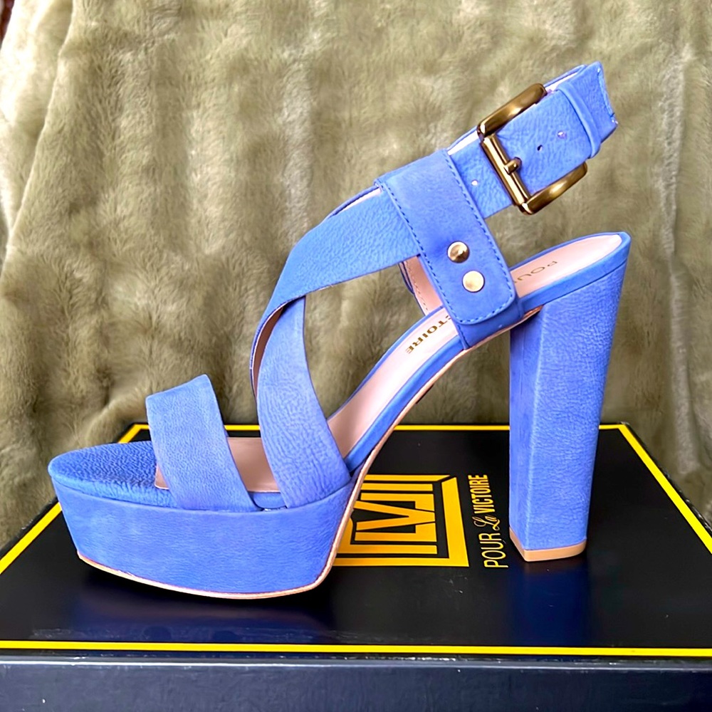 NEW! Pour La Victoire - Naella - Pebble Leather Platform